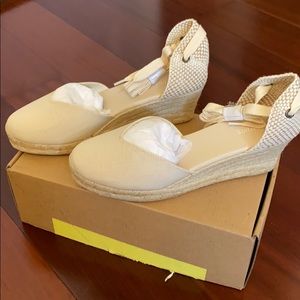 BNIB Soludos wedges